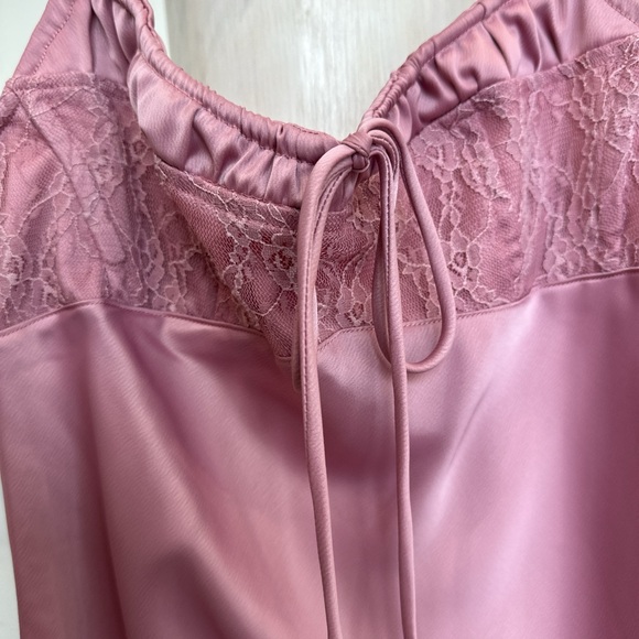 Urban Outfitters satin slip dress — dusty rose — size M - Picture 5 of 16